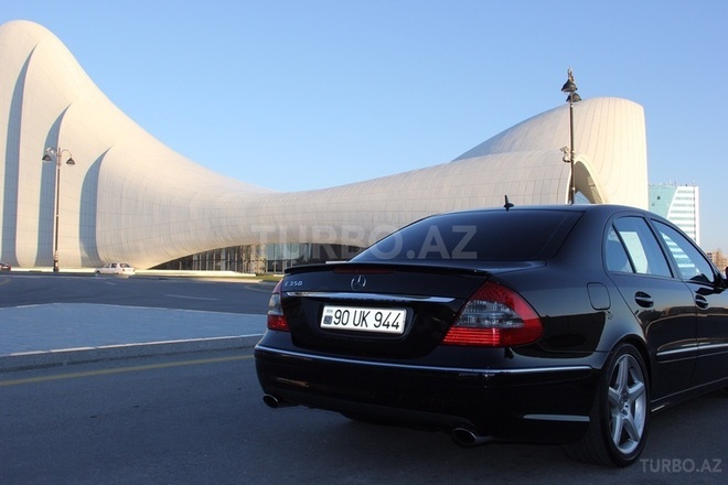 Mercedes E 350 2007, 87,000 km - 3.5 l - Bakı