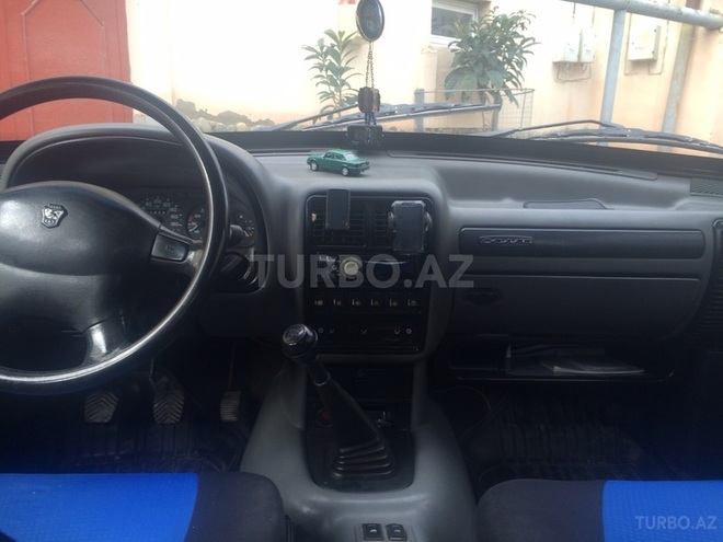 GAZ 3110 1999, 140,000 km - 2.3 l - Bakı