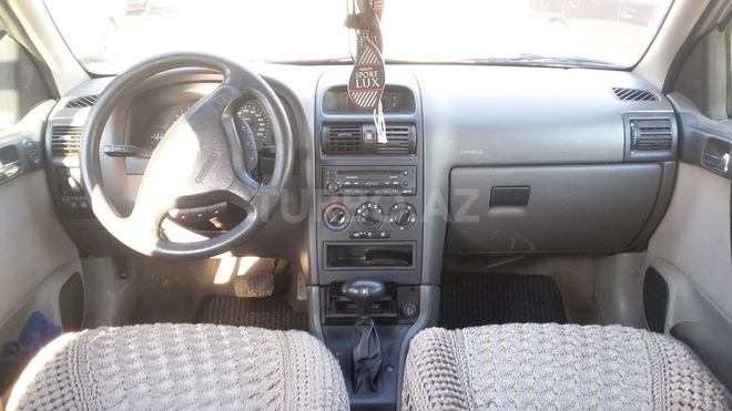 Opel Astra 2001, 2,800,000 km - 1.6 l - Bakı