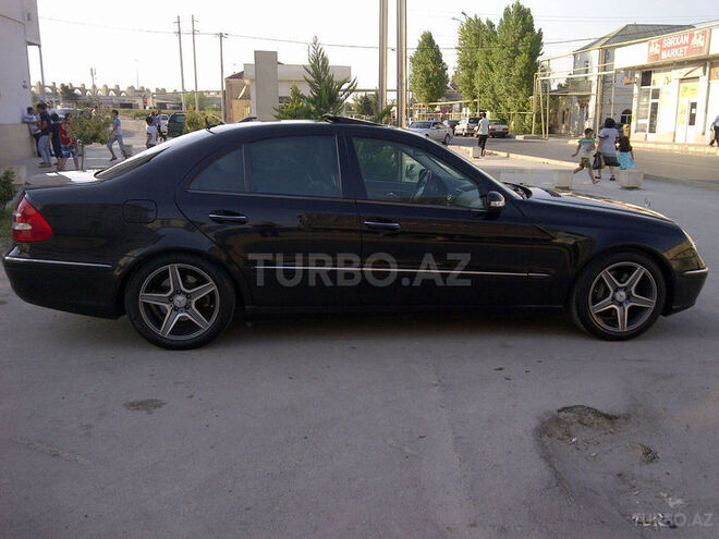 Mercedes E 320 2002, 300,000 km - 3.2 l - Bakı