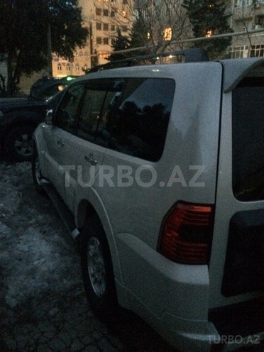 Mitsubishi Pajero 2006, 1,266,006 km - 0.3 l - Bakı