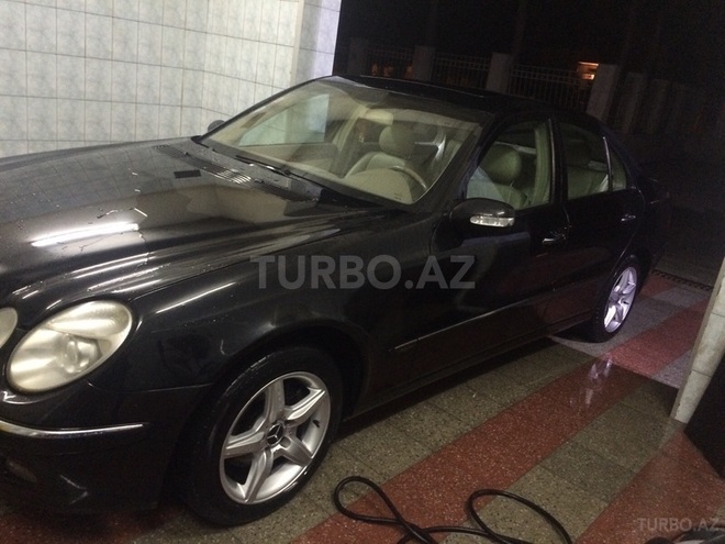 Mercedes E 240 2003, 296,000 km - 2.6 л - Bakı