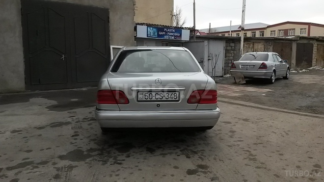 Mercedes E 230 1996, 250,000 km - 2.3 l - Sumqayıt