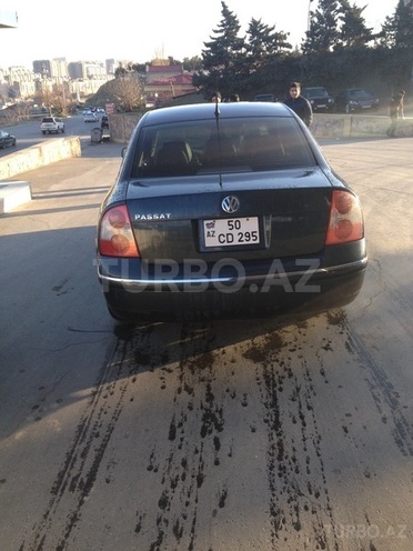 Volkswagen Passat 2002, 180,000 km - 1.8 l - Bakı
