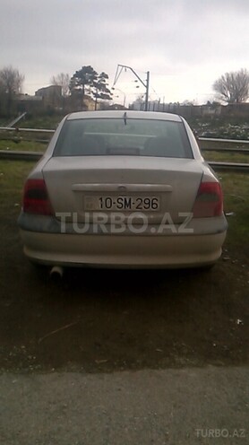 Opel Vectra 1997, 33,168 km - 2.0 l - Bakı