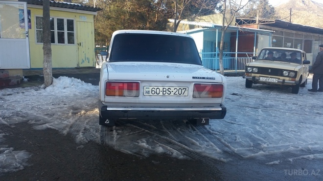 LADA (VAZ) 2107 2009, 76,000 km - 1.6 л - Tovuz