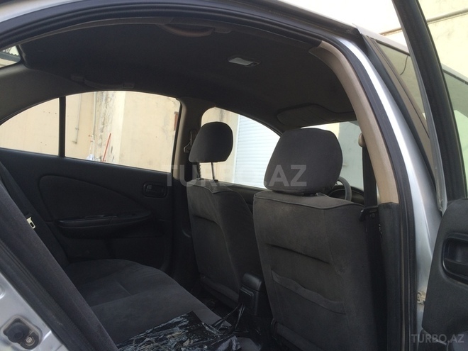 Nissan Sunny 2008, 176,000 km - 1.6 l - Bakı