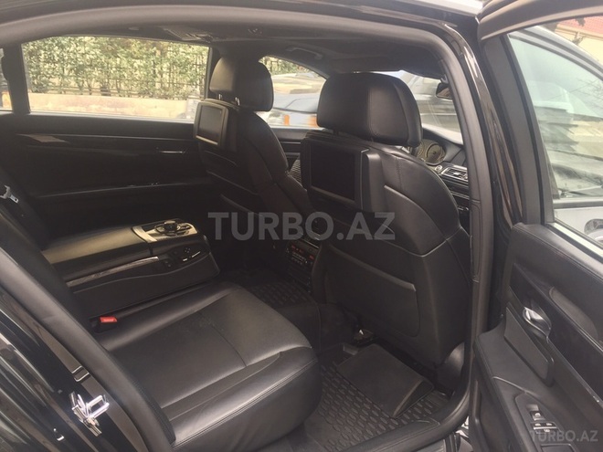 BMW 750 2009, 82,000 km - 4.4 l - Bakı