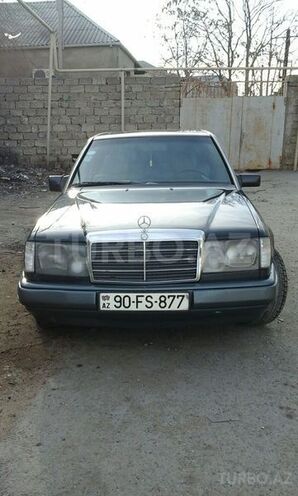 Mercedes E 200 1993, 280,000 km - 2.0 l - Bakı