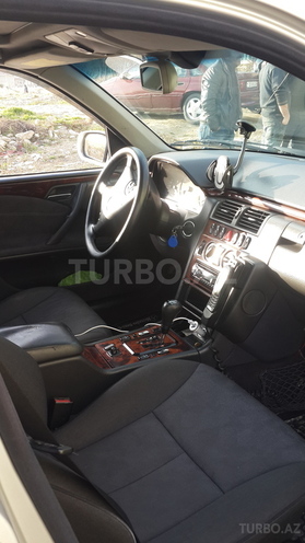 Mercedes E 320 2000, 346,000 km - 3.2 l - Bakı