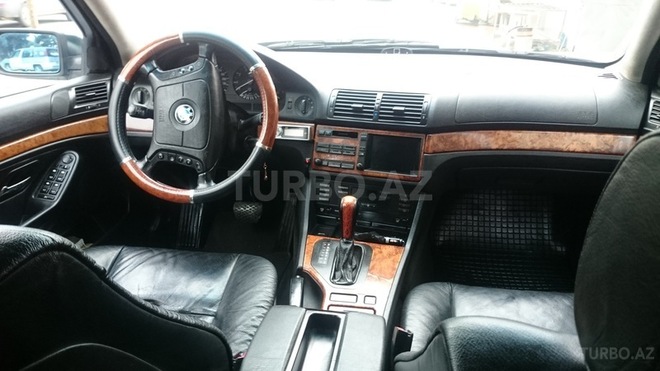 BMW 528 1998, 250,000 km - 2.8 л - Bakı