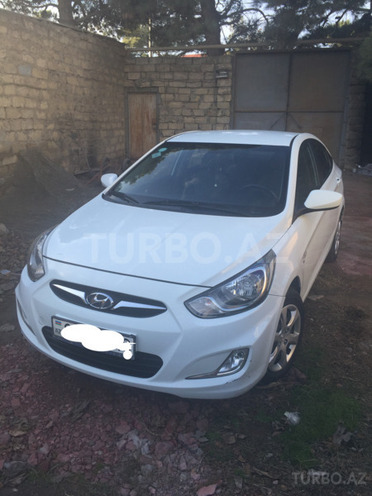 Hyundai Accent 2013, 75,000 km - 1.6 л - Bakı