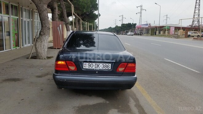 Mercedes E 200 1997, 230,000 km - 2.0 l - Bakı