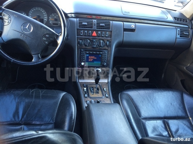 Mercedes E 320 2000, 252,113 km - 3.2 l - Bakı
