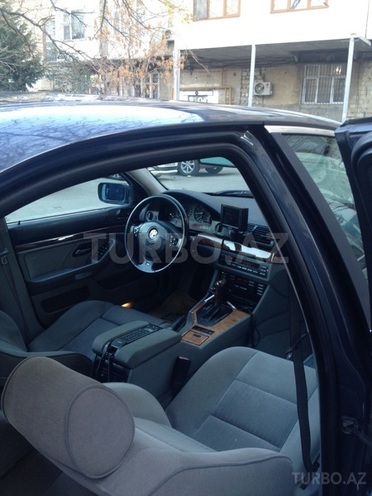 BMW 523 1998, 184,000 km - 2.3 l - Bakı