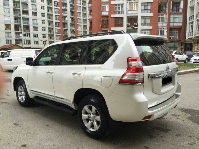 Toyota Prado 2015, 4,400 km - 2.7 л - Bakı