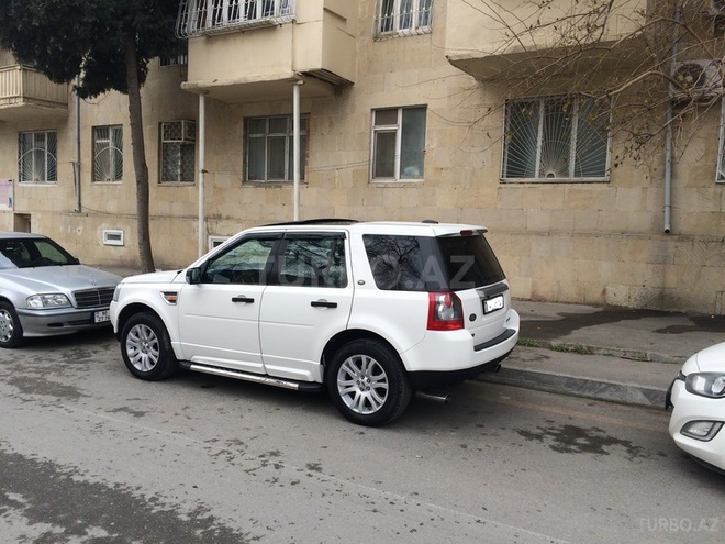 Land Rover Freelander 2008, 202,500 km - 3.2 l - Bakı