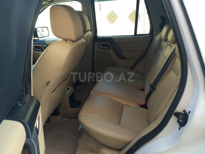 Land Rover Freelander 2008, 202,500 km - 3.2 l - Bakı