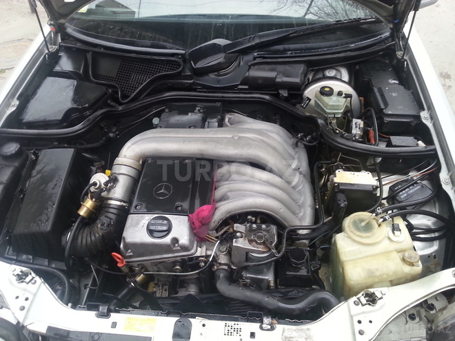 Mercedes E 300 1996, 362,000 km - 3.0 л - Bakı