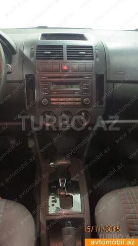 Volkswagen Polo 2008, 108,000 km - 1.4 l - Bakı