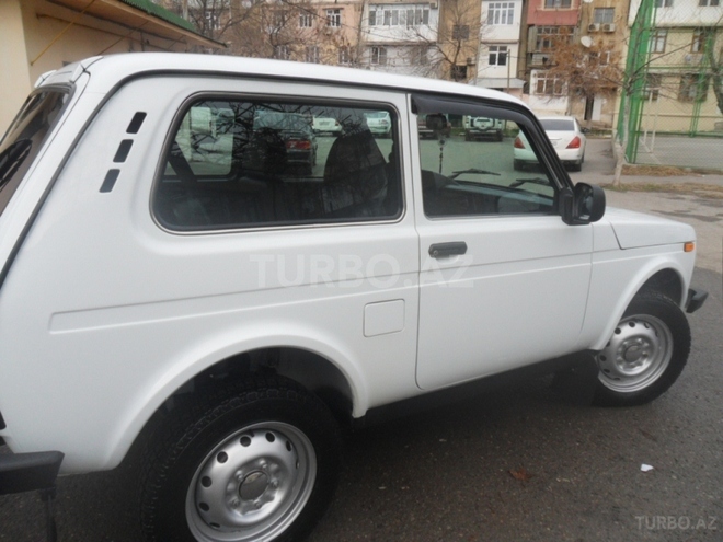 LADA (VAZ) Niva 2015, 10,800 km - 1.7 l - Bakı