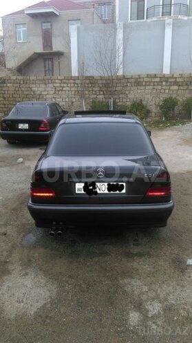 Mercedes C 220 2000, 258,412 km - 2.2 l - Bakı