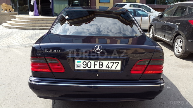 Mercedes E 240 2000, 178,000 km - 2.4 l - Bakı