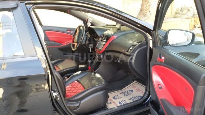Hyundai Accent 2012, 125,000 km - 0.2 л - Sumqayıt