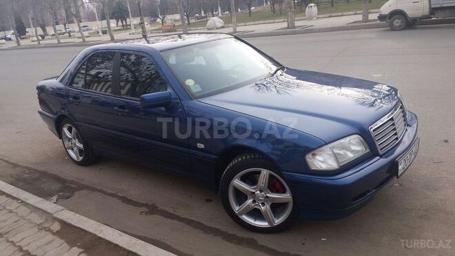 Mercedes C 180 2000, 133,682 km - 1.8 л - Gəncə