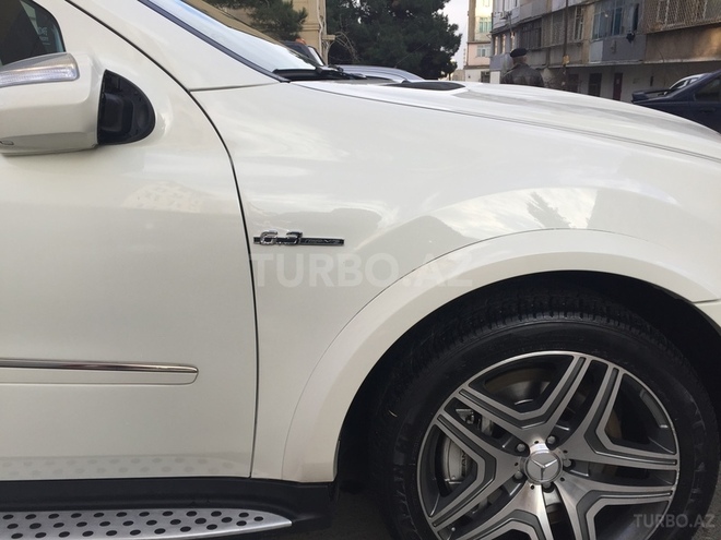 Mercedes ML 63 AMG 2010, 93,000 km - 6.2 l - Bakı