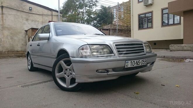 Mercedes  1995, 326,000 km - 2.8 l - Bakı