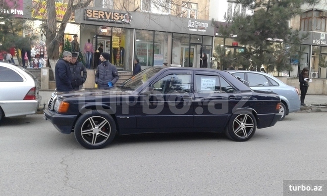 Mercedes 190 1988, 298,000 km - 0.2 l - Sumqayıt