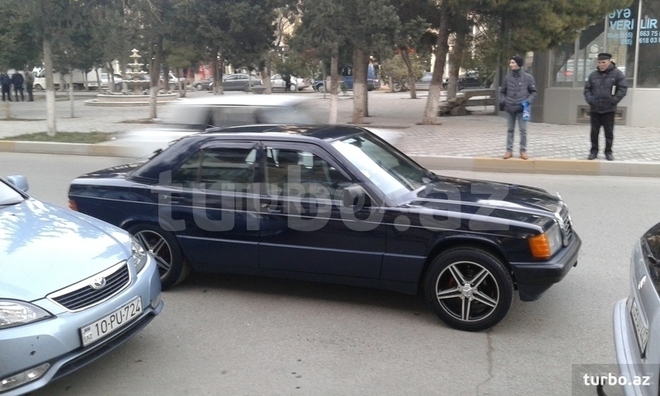 Mercedes 190 1988, 298,000 km - 0.2 l - Sumqayıt