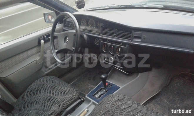 Mercedes 190 1988, 298,000 km - 0.2 l - Sumqayıt