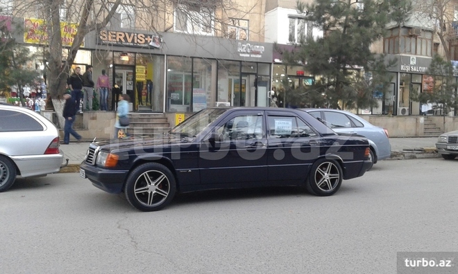 Mercedes 190 1988, 298,000 km - 0.2 l - Sumqayıt