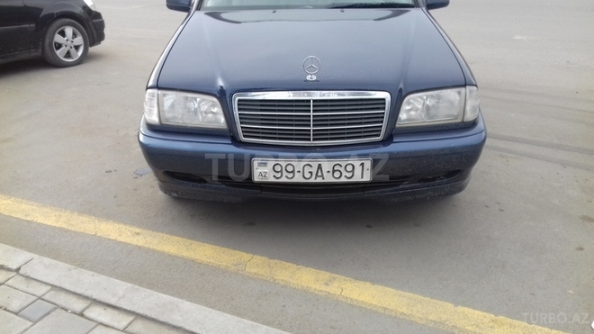 Mercedes C 220 1999, 214,322 km - 2.2 l - Gəncə