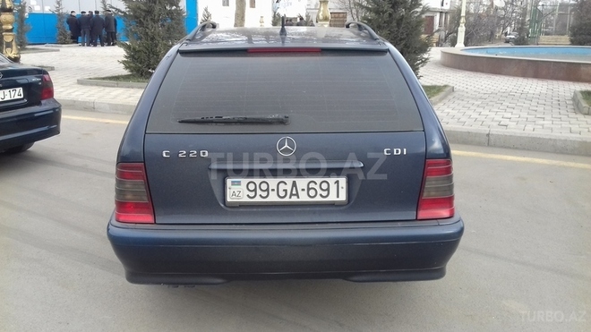 Mercedes C 220 1999, 214,322 km - 2.2 l - Gəncə