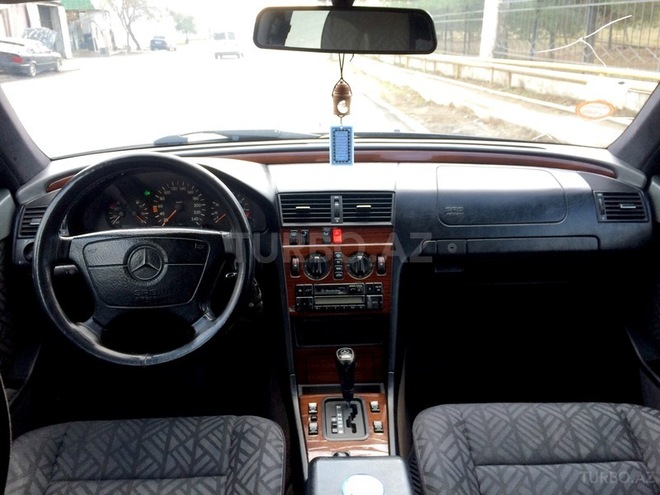 Mercedes C 200 1994, 268,028 km - 0.2 l - Bakı