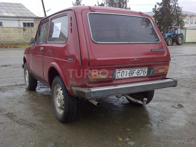 LADA (VAZ) Niva 1988, 10,000 km - 16.0 l - Quba