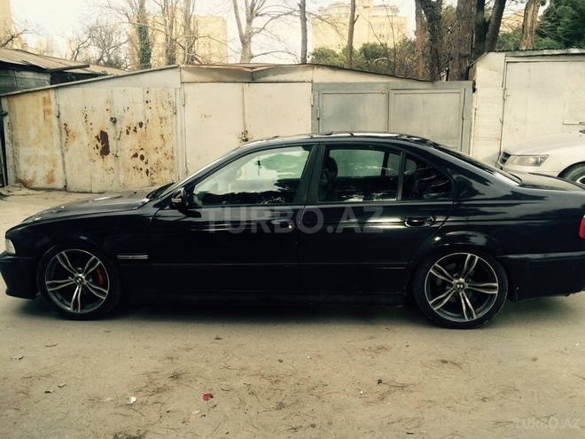 BMW 528 1996, 380,000 km - 2.8 l - Bakı