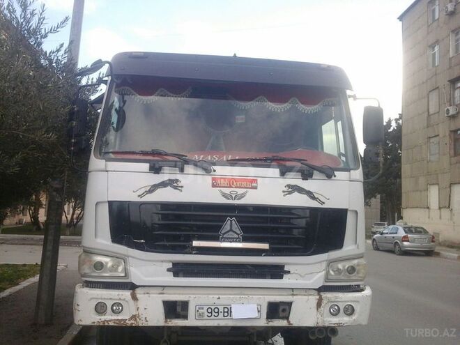 HOWO Sinotruk 2011, 200,000 km - 9.5 l - Bakı