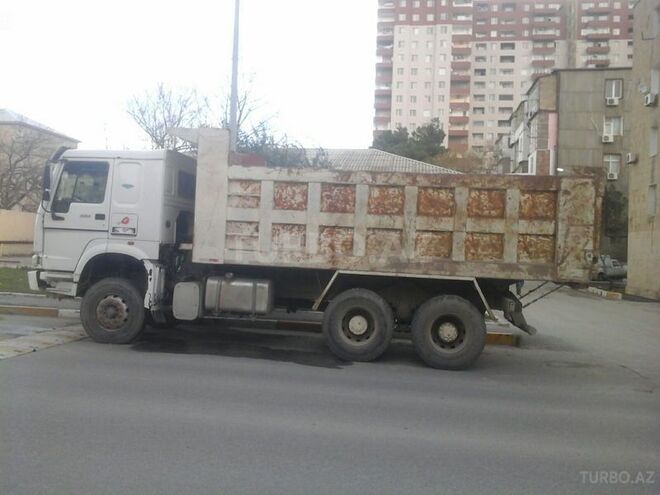 HOWO Sinotruk 2011, 200,000 km - 9.5 l - Bakı