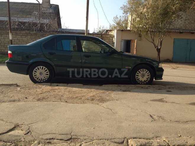 BMW 318 1997, 255,000 km - 1.8 l - Sumqayıt