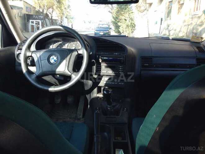 BMW 318 1997, 255,000 km - 1.8 l - Sumqayıt