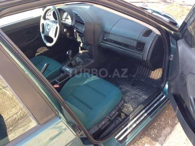 BMW 318 1997, 255,000 km - 1.8 l - Sumqayıt