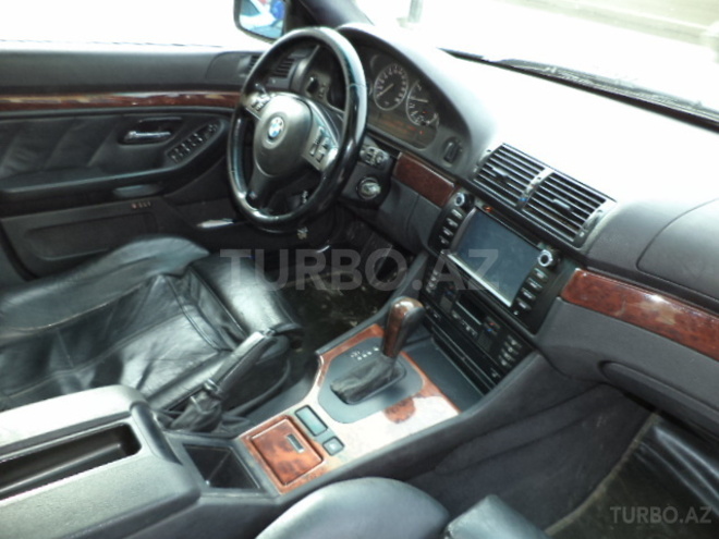 BMW 525 2003, 280,000 km - 2.5 l - Bakı
