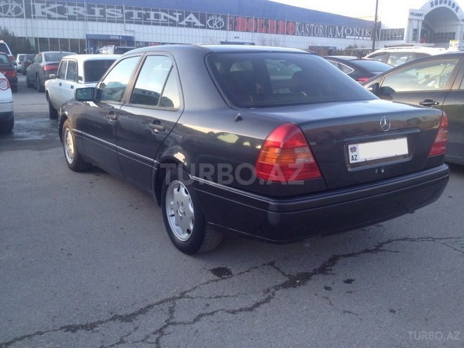 Mercedes C 180 1994, 230,000 km - 1.8 l - Bakı