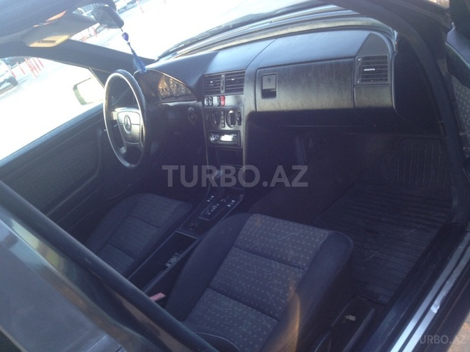 Mercedes C 180 1994, 230,000 km - 1.8 l - Bakı