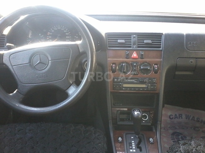 Mercedes C 180 1996, 300,000 km - 1.8 l - Bakı