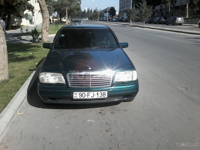 Mercedes C 180 1996, 300,000 km - 1.8 l - Bakı